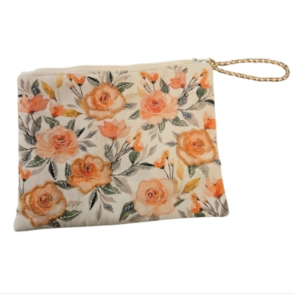 No Brand Handbags - Beaded Floral Wristlet